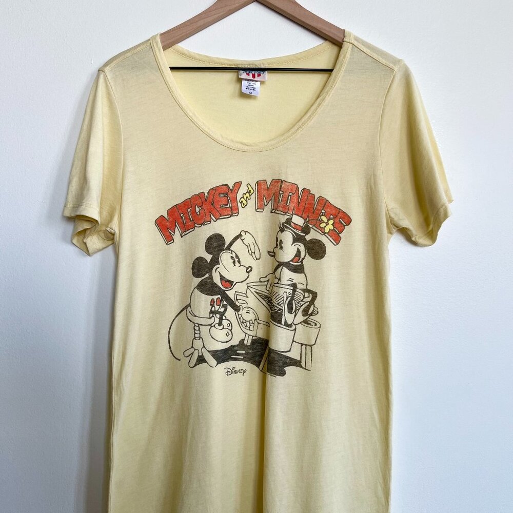 "Junk Food" Mickey Mouse & Minnie short sleeve t-shirt / Size M